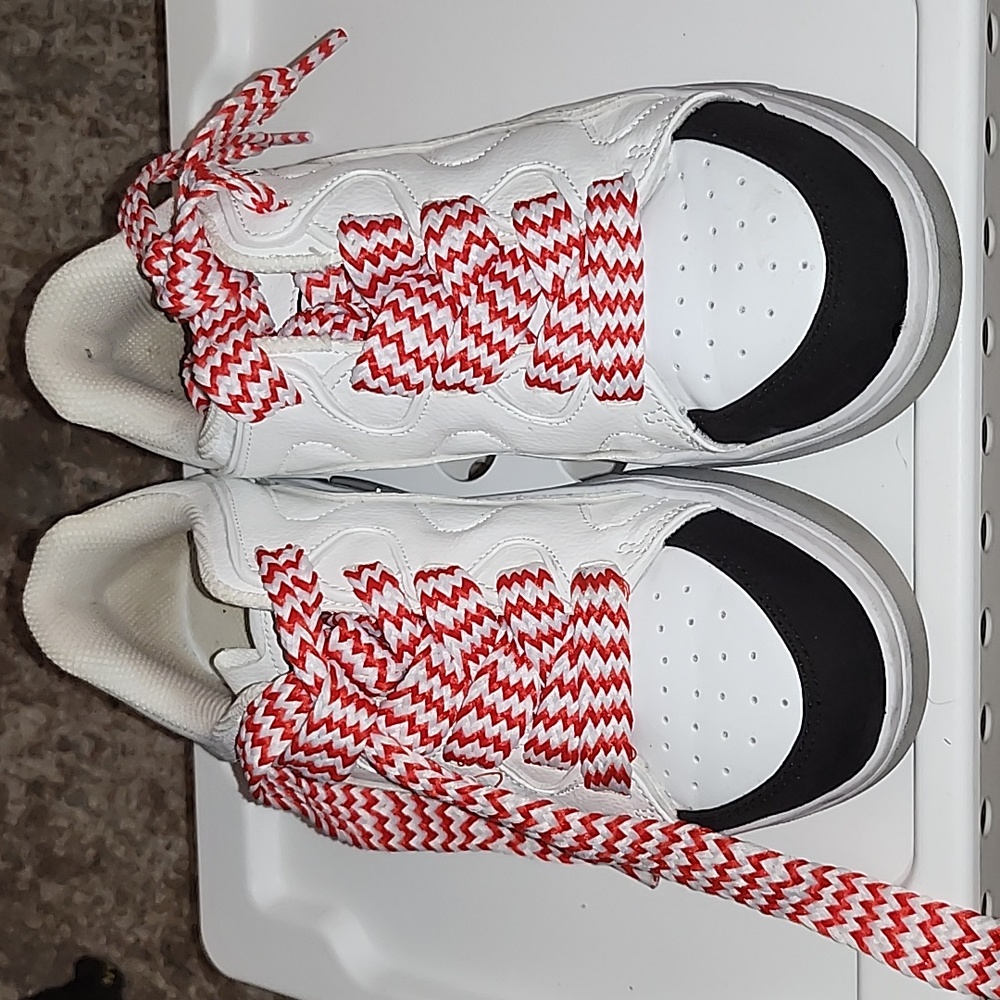 Air walks sneakers 8M